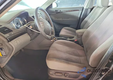 2009 Hyundai Sonata Gls z USA, uszkodzony, nr VIN 5NPET46C79H465302